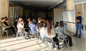 Экскурсия 11-классников в ННЦМБ-миниатюра