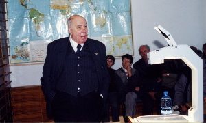 Выставка к 90-летию со дня рождения академика А.П. Капицы-миниатюра
