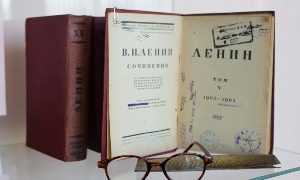 Труды гос. деятелей Советской власти-миниатюра